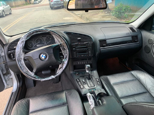 Bmw E36 328i Sedã 328i 1997