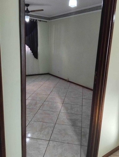 Apartamento Com 03 Dormitórios