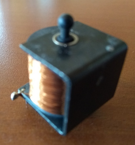 Electroimán Solenoide De 12vdc A 28vdc Para Circuito Impreso (Usado)