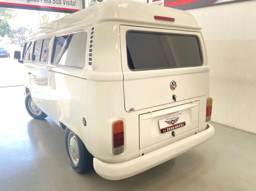 Volkswagen Kombi Muito Nova
