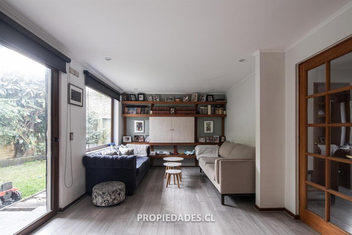 Casa En Arriendo De 4 Dorm. En Vitacura