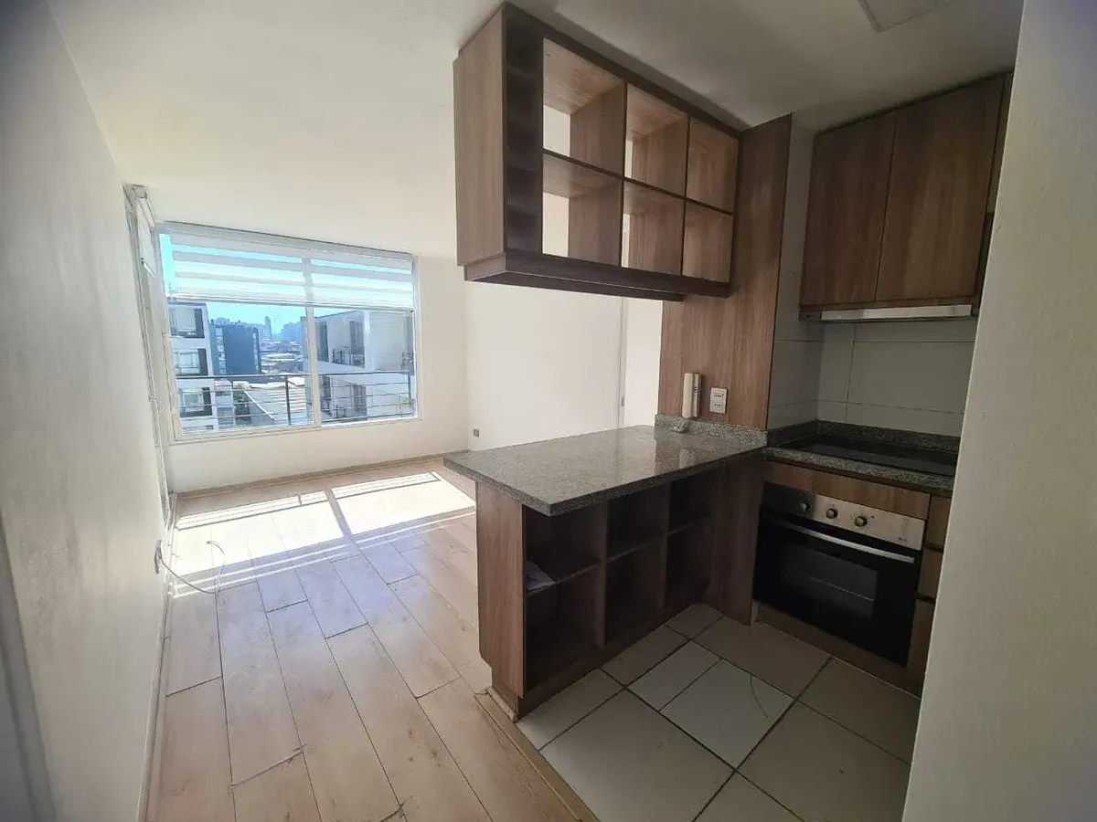 Imagen 4 de 26 de 2d +2b +e + B / Piso 9 / Vista Oriente (141669)