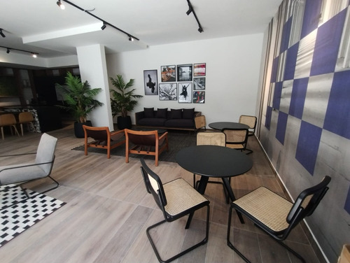 Espectacular Estudio Nuevo Compañia Stgo