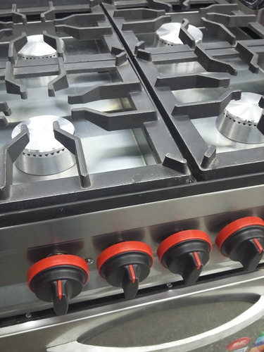 Imagen 4 de 6 de Cocina Industrial 4 Hornallas Acero 56 Cm Con Horno Pizzero