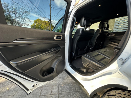 Jeep Grand Cherokee 5.7 Limited Lujo 4x4 At