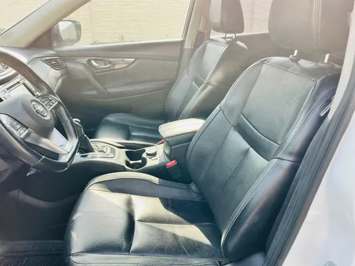 Nissan X-Trail 2.5 Exclusive 3 Row Cvt