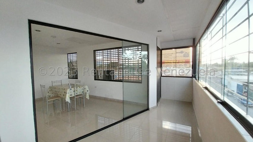 Imagen 28 de 30 de Edificio En Venta Zona Centro De Barquisimeto Lara (23-14106) // Invierta Seguro Con Rentahouse//