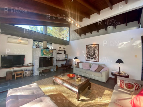 Casa En Alquiler Anual, De 4 Dormitorios, Arenas De José Ignacio, Uruguay