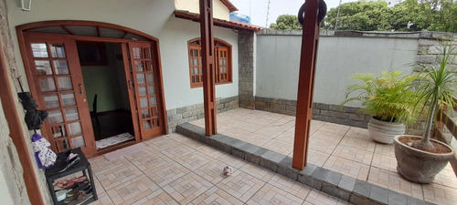 Imagem 3 de 15 de Casa - Santa Rosa - Ref: 51753 - V-51753