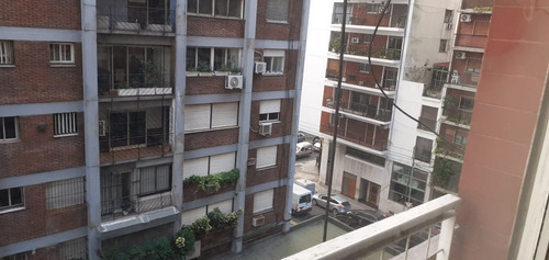 Dos Ambientes Amplios Y Luminosos Cerca De Facultades Y Con Lavadero