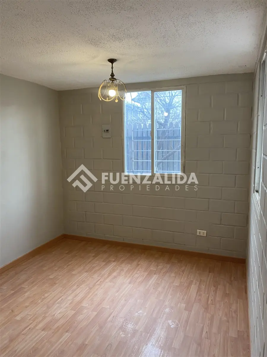 Imagen 2 de 24 de Casa En Venta De 3 Dorm. En Maipú