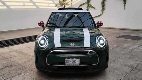 Mini Cooper Se Iconic (automatico) Color White Silver