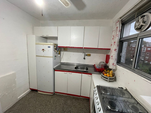 Imagen 2 de 14 de Apartamento En Venta De 2 Dormitorios En Aguada (ref: Vld-3160)