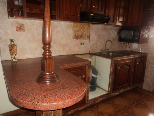 Imagen 3 de 16 de Venta De Apartamento En Urbanización El Lago Ii/madre María 04124827470