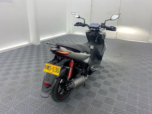 Imagen 10 de 25 de Kymco Super 8