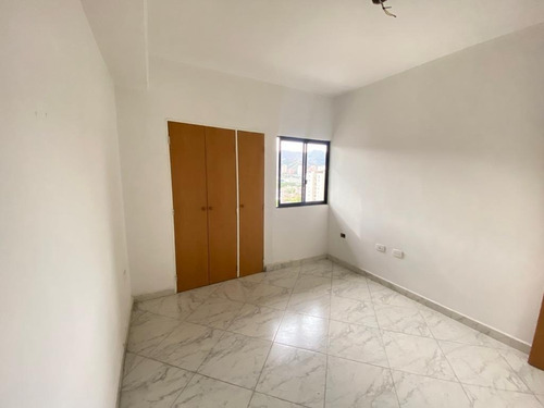 Imagen 15 de 23 de Fernando Guerrero Vende Apartamento En Res Iguazu, Valles De Camoruco