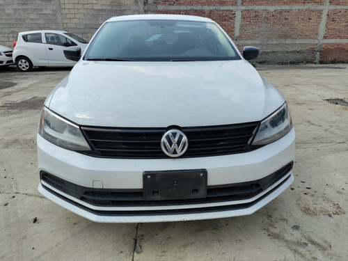 Imagen 2 de 14 de Volkswagen Jetta 2018 2.0 Tiptronic At