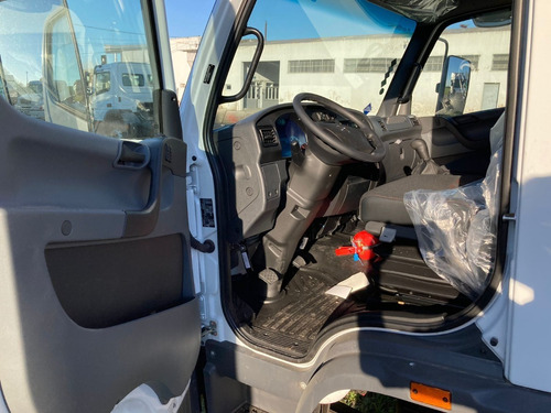 Imagen 6 de 15 de Mercedes-benz Accelo 815 Caja Automica
