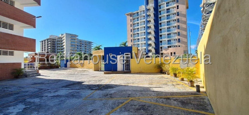 Mls #25-14787 En Puerto Encantado!!!