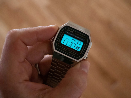 Reloj Pulsera Digital Casio A-168 Con Correa De Acero Inoxid
