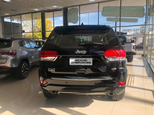 Imagen 18 de 25 de Jeep Grand Cherokee Overland 3,6l Diamond Black 2020 0km