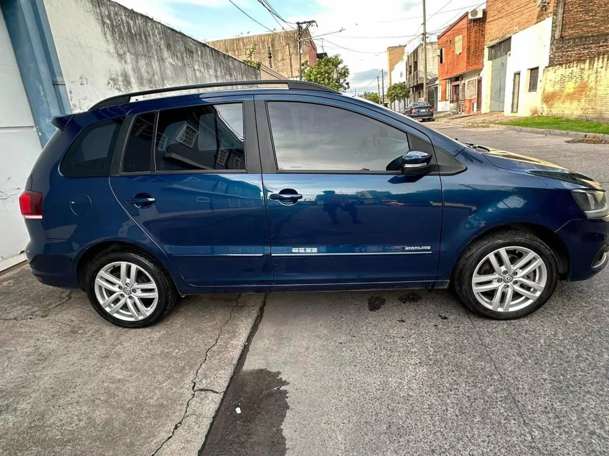 Volkswagen Suran 1.6 Highline