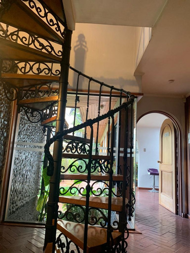 Excelente Y Gran Casa Comercial, Ideal Centro Médico