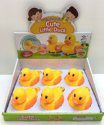 Imagen 4 de 4 de Pato Nadador A Cuerda Para Agua Baño Bebes +6m Hola 597 Edu