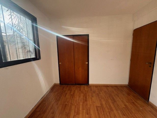 Departamento En Venta De 2 Dormitorios En José Hernández