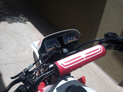 Imagen 5 de 14 de Moto Yamaha Xt 350