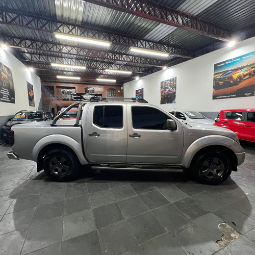 Nissan Frontier 2.5 Le Cab. Dupla 4x4 4p