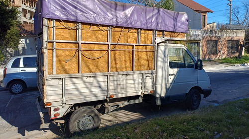 Renault Rodeo Co. Caja Mudancera. Motor Naftero 1.6