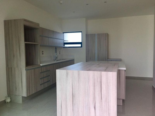 Imagen 18 de 30 de Hermosa Residencia De Lujo Con Grandes Espacios Vista Al Mar Y Gran Jardín !