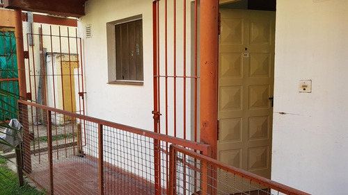 Imagen 5 de 15 de Departamento Con Dos Dormitorios En Complejo Docente 2