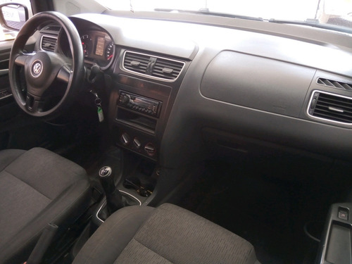 Imagem 8 de 10 de Volkswagen Spacefox 1.6 8v Tren