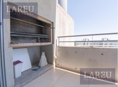 Departamento De 2 Ambientes En Venta - Condominio Civis