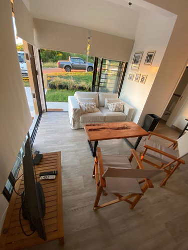 Imagen 4 de 24 de Casa En Punta Fría Con Vistas Al Mar