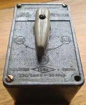 Comprar Llave Interruptor Cortina Ilga N°16 Inversora 220\u002F380 20a
