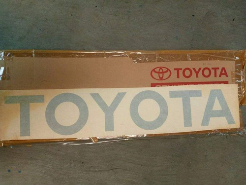 Calcomanía De Compuerta Trasera Toyota Hilux Original