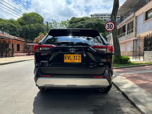 Toyota RAV4 2.5 Le Hev 4X4 Cvt