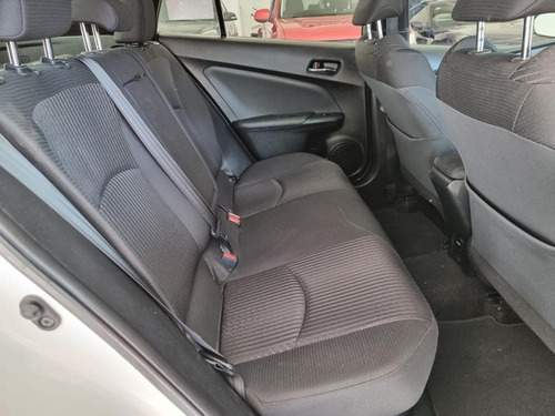 Imagen 12 de 13 de Toyota Prius 2017 Base Hybrid
