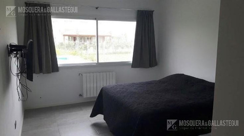 Imagen 5 de 9 de Lindísima Casa Con Pileta En San Eduardo