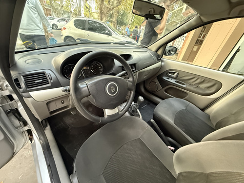 Renault Symbol 1.6 Luxe