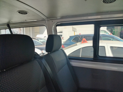 Volkswagen Transporter 2.0 Pasajeros Mt 140 hp