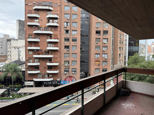 Buen Pastor, Corazon De Nueva Cordoba Semi Piso Con Cochera Y Balcon Terraza