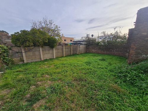 Imagen 8 de 10 de Casa De 2 Dormitorios En La Plata Calle 42 E/ 148 Y 149 - Dacal Bienes Raíces
