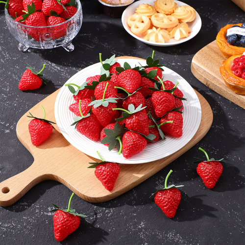 50 Unidades De Fresas Artificiales, Fresas Falsas