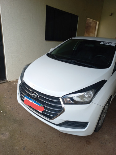 Hyundai HB20S 1.0 Comfort Plus Flex 4p