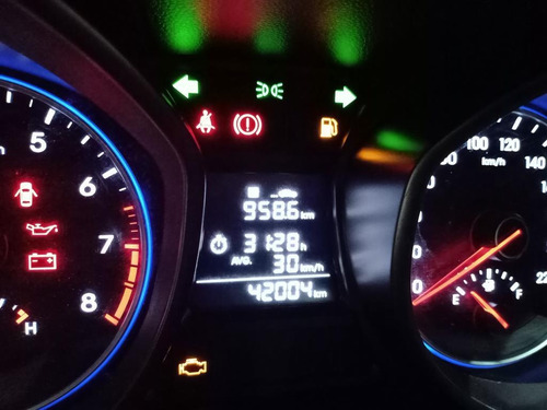 Imagem 8 de 12 de Hyundai Hb20 1.0 Comfort Plus Gnv Manual
