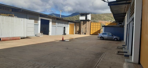 Imagen 4 de 10 de Galpón De 128 Mts En Alquiler